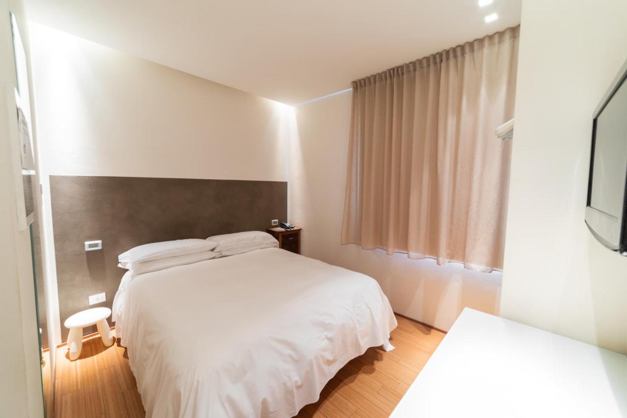 Hotel Country House La Radice Civitanova Marche Bilik gambar