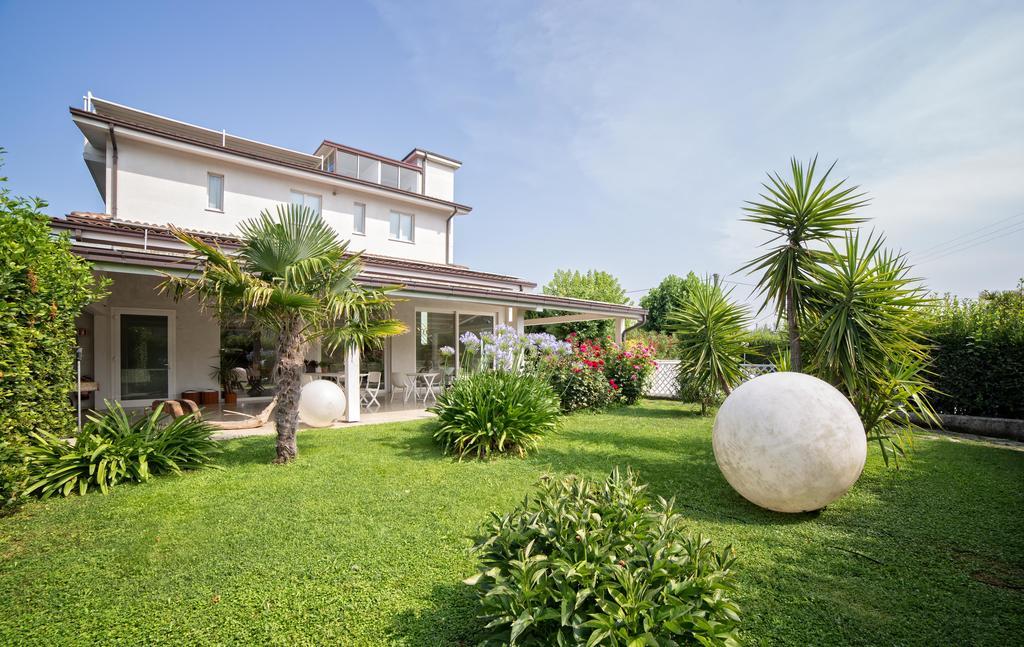 Hotel Country House La Radice Civitanova Marche Luaran gambar